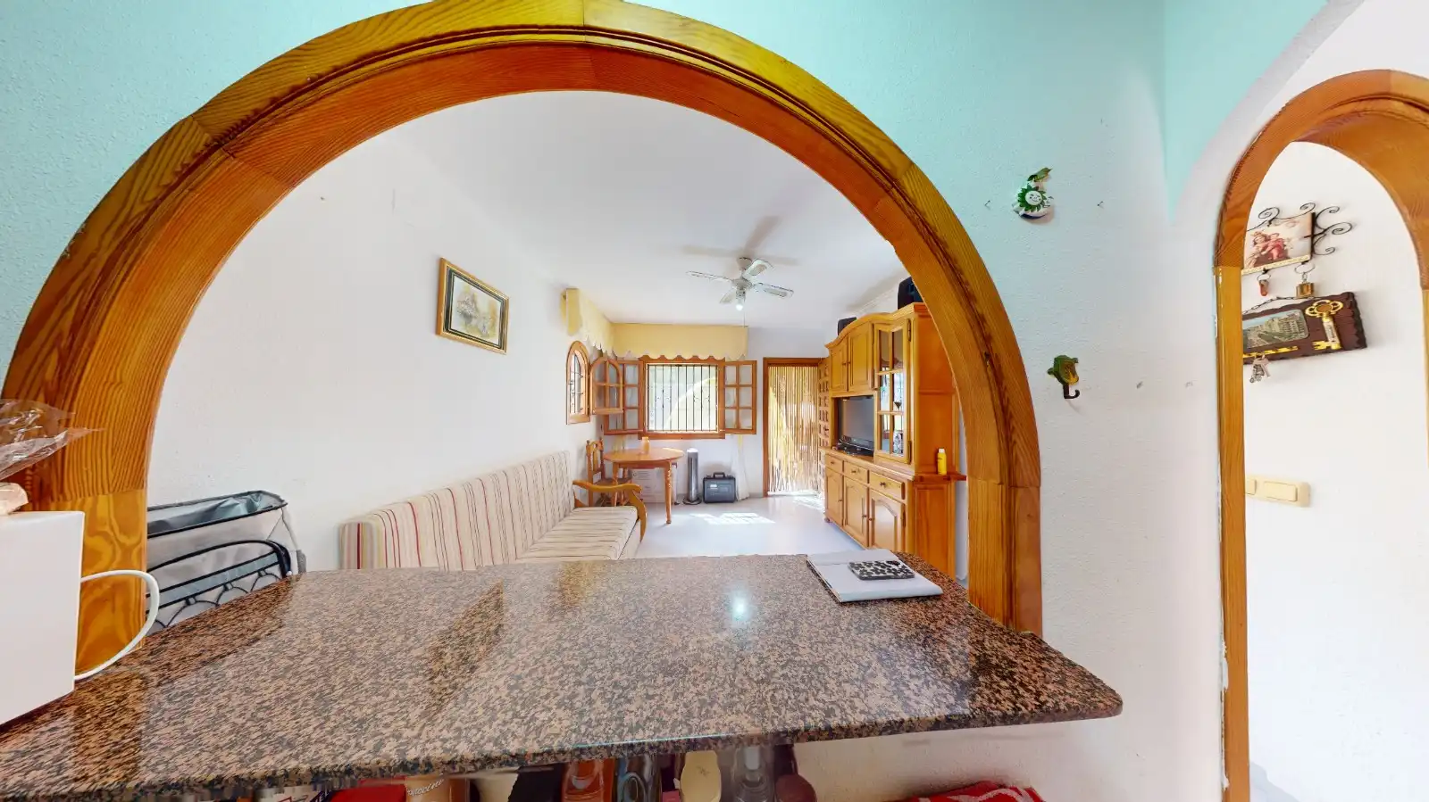 Cocina de Casa o chalet en venta en Torrevieja con Jardín privado, Terraza y Trastero