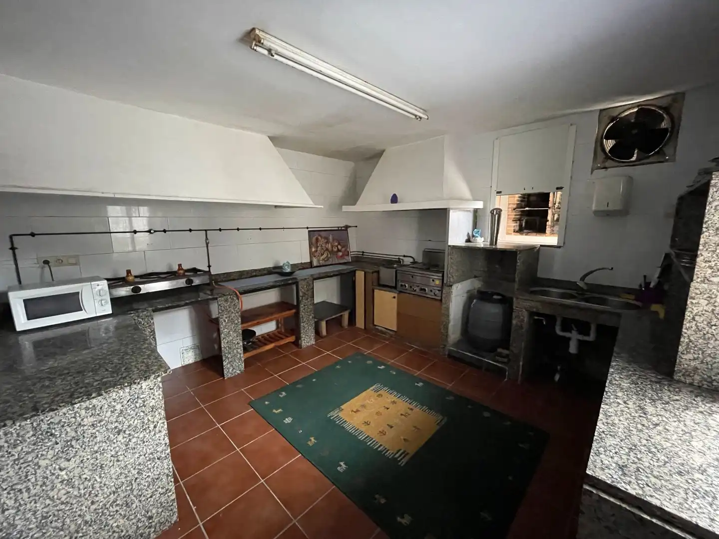 Cocina de Casa o chalet en venta en Vilagarcía de Arousa con Jardín privado, Terraza y Trastero