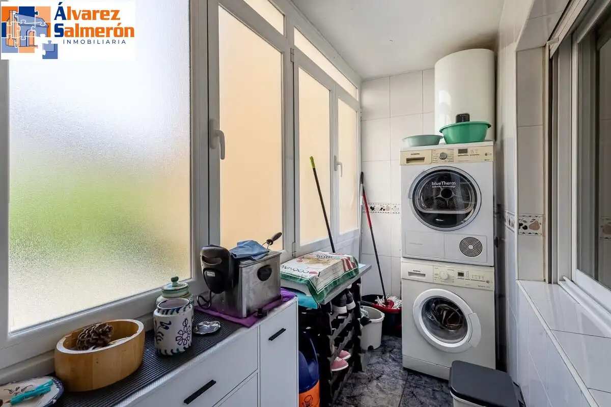 Piso con ascensor en venta en Genil, imagen 11