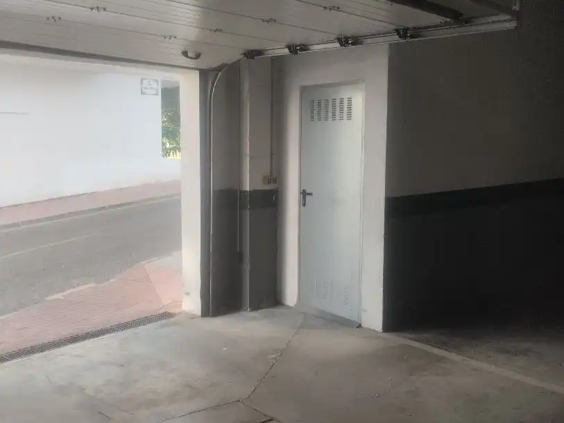 Parking de Local en venta en Estepona