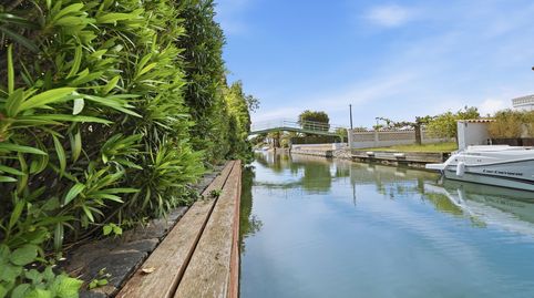 Foto 5 de Casa o chalet en venta en Carrer del Migjorn, Cap Ras - Creus - Falconera, Empuriabrava