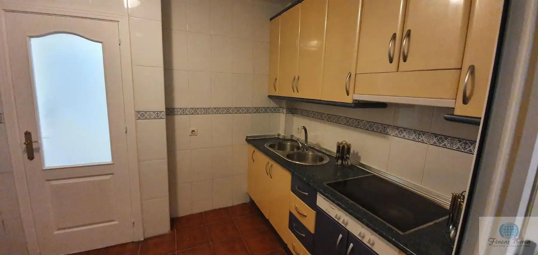 Piso con piscina en venta en Rio Vinuela, imagen 25