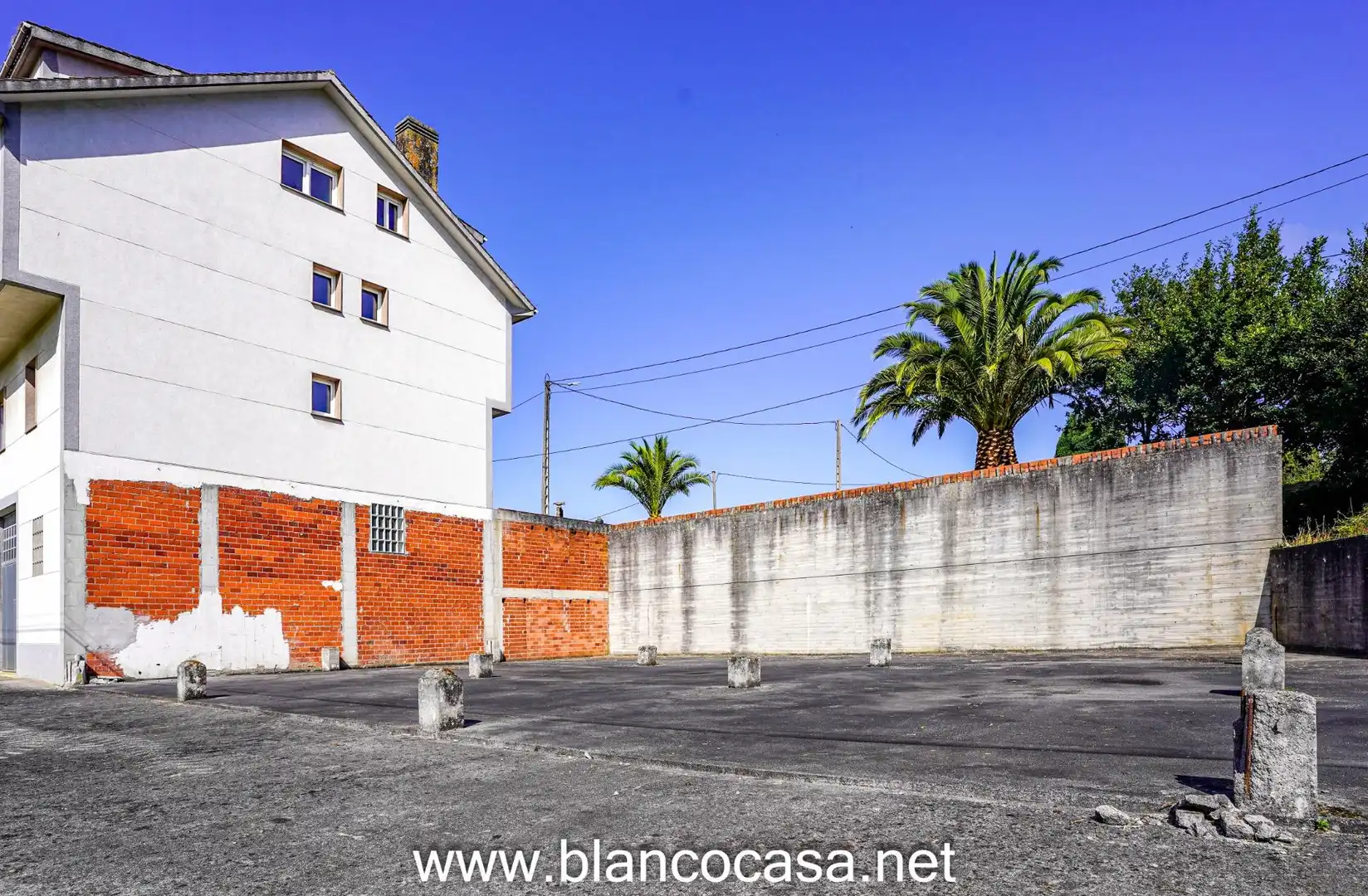 Vista exterior de Casa o chalet en venta en Carballo con Calefacción, Jardín privado y Trastero