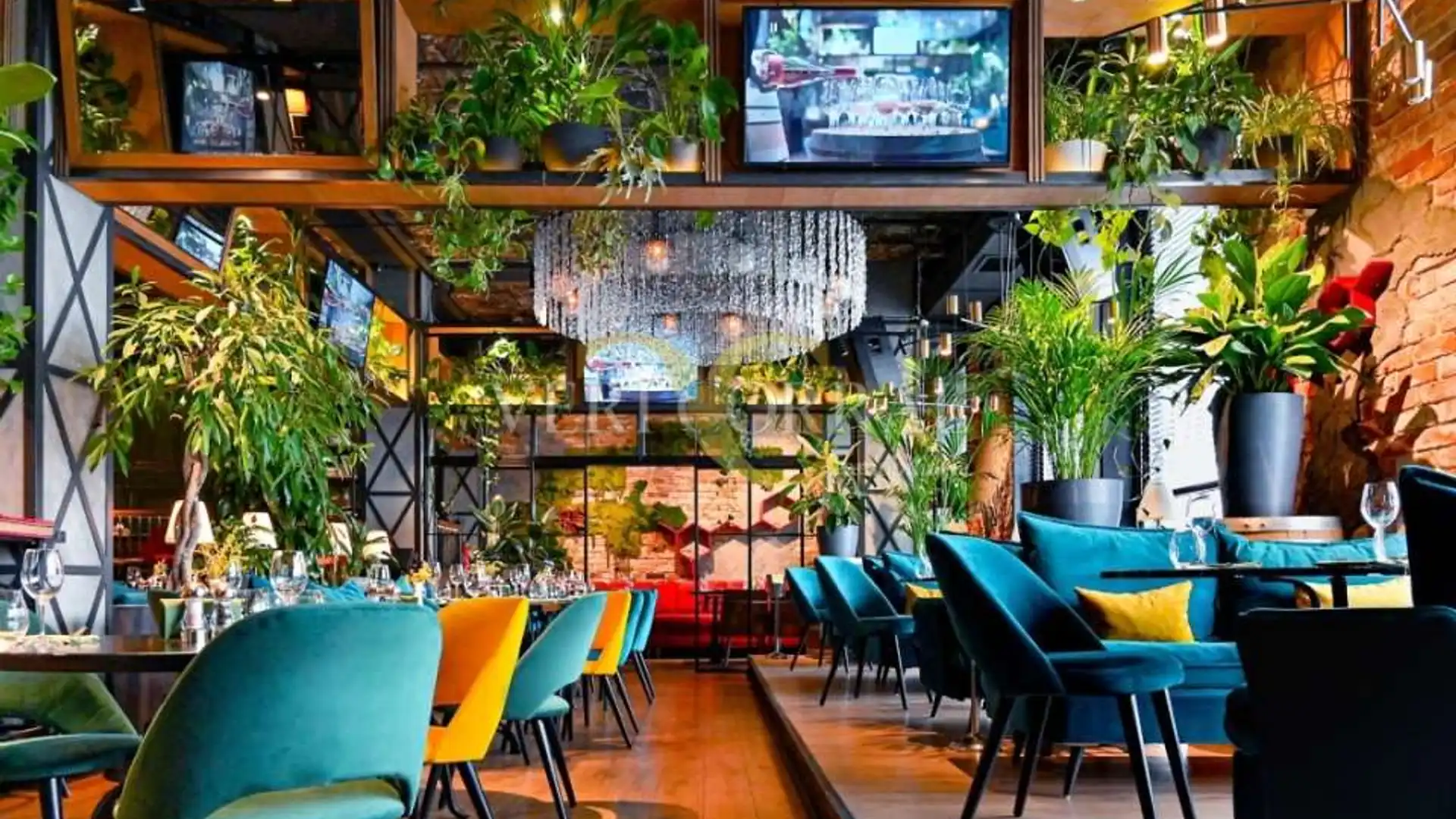 Local en venta en Calle del Almendro, Palacio