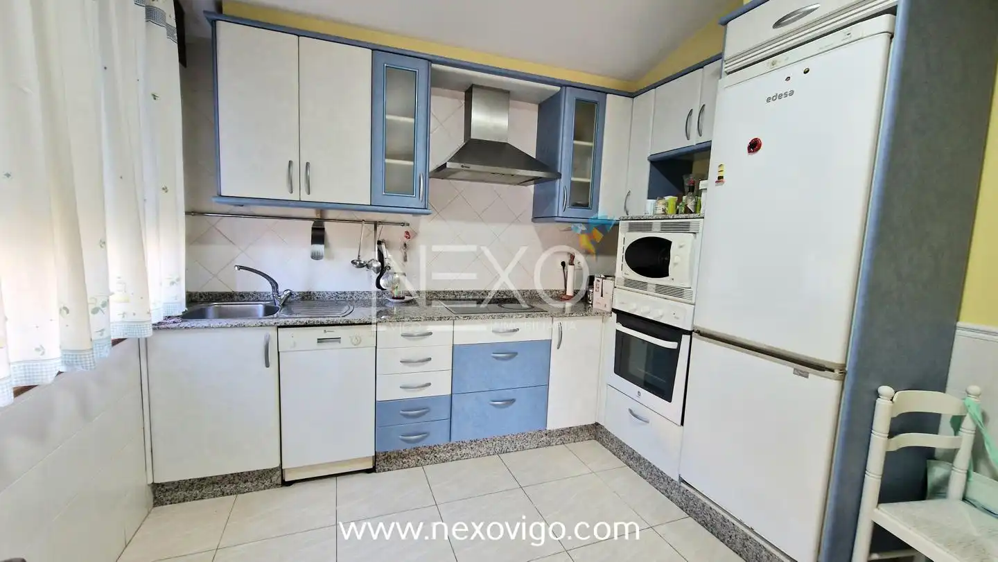 Cocina de Casa o chalet en venta en Moaña con Jardín privado, Terraza y Trastero