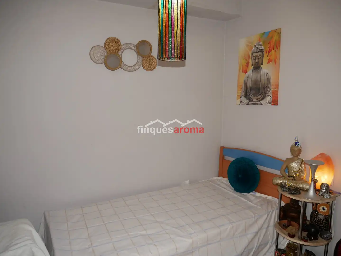 Habitación de Casa adosada en venta en Pira con Aire acondicionado, Calefacción y Terraza