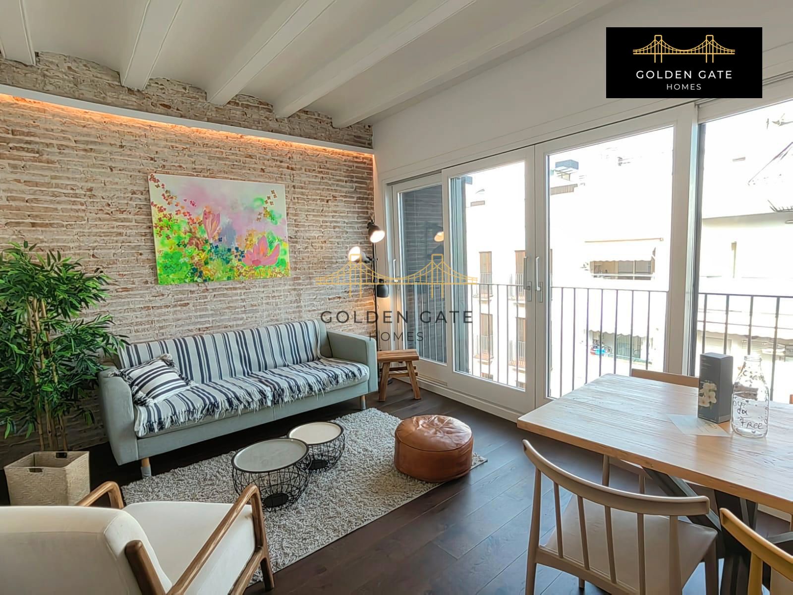 Sala de estar de Piso de alquiler en  Barcelona Capital con Aire acondicionado, Calefacción y Amueblado