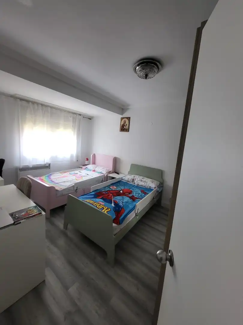 Bedroom of Flat for sale in Zaragoza  with Air Conditioner, Heating and Terrace