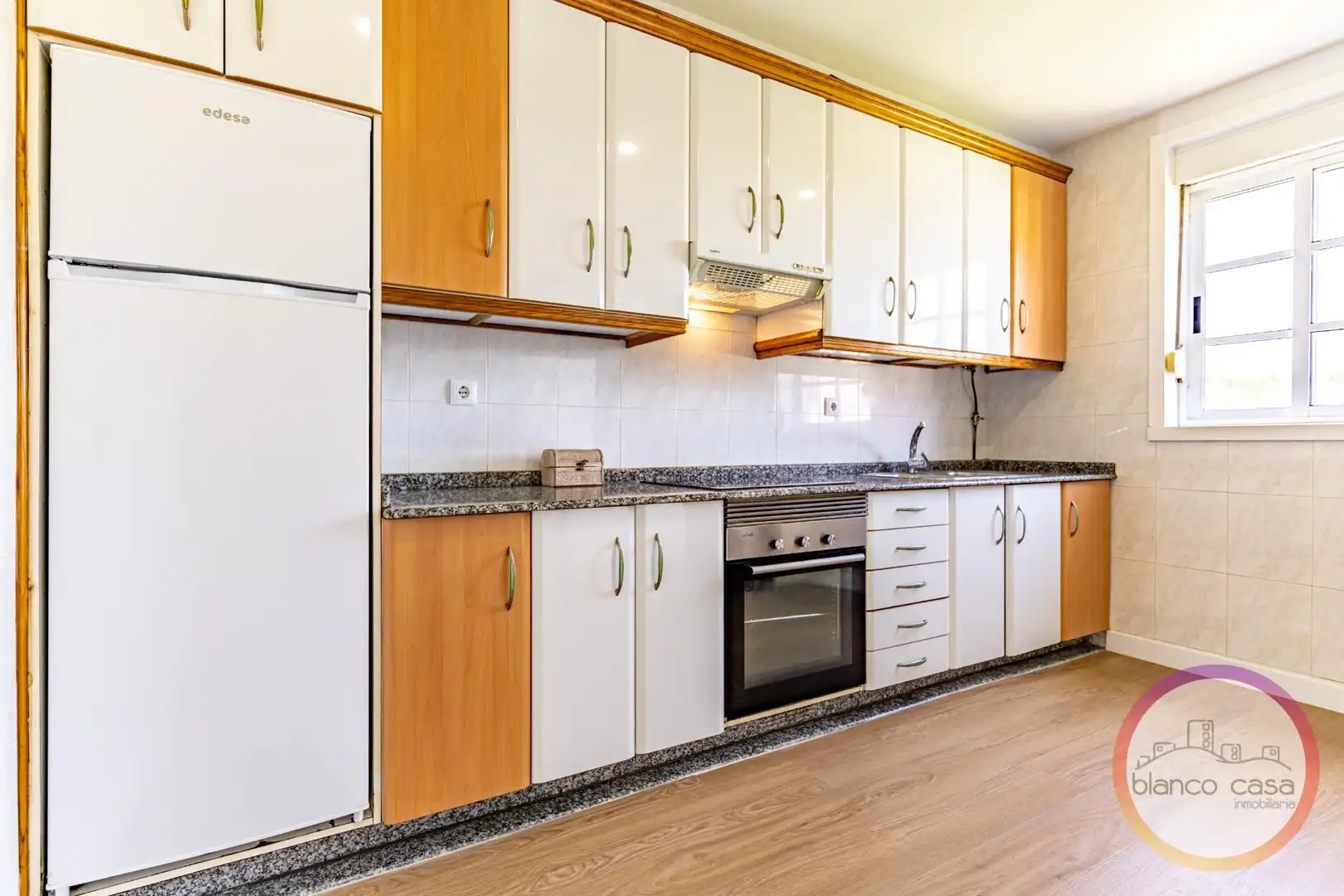 Kitchen of Houses for sale in Carballo  with Heating