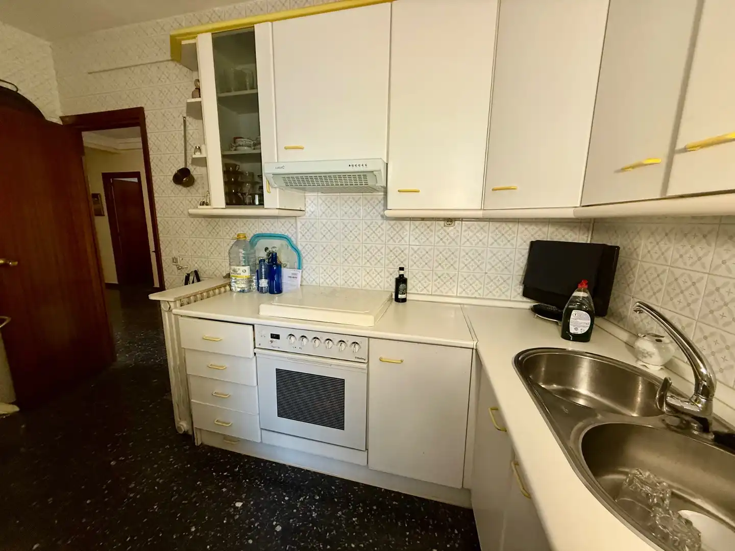 Kitchen of Flat for sale in Ciudad Real  with Air Conditioner, Heating and Furnished