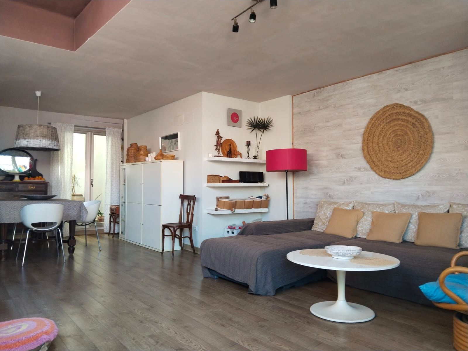 Sala d'estar de Casa o xalet en venda en Serra amb Aire condicionat, Calefacció i Parquet