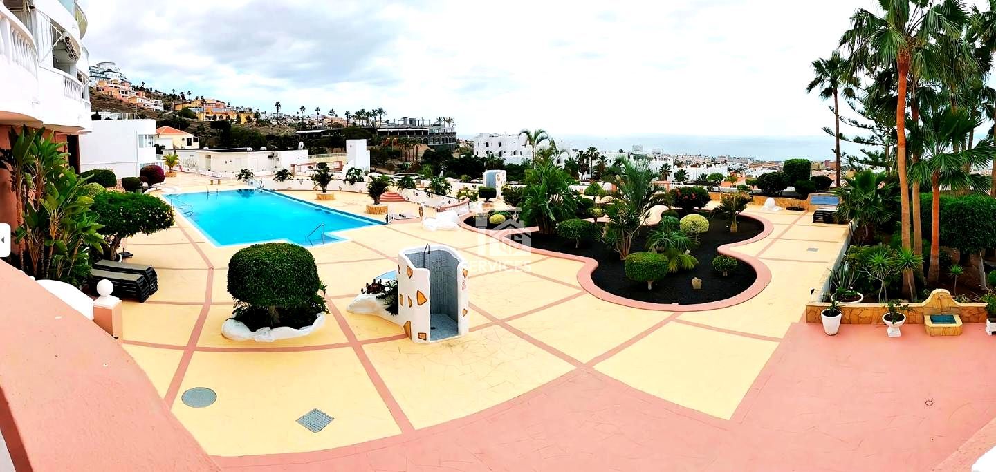 Terrassa de Casa o xalet en venda en Adeje amb Aire condicionat, Jardí privat i Terrassa