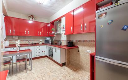 Kitchen of Flat for sale in Órgiva  with Air Conditioner, Heating and Storage room