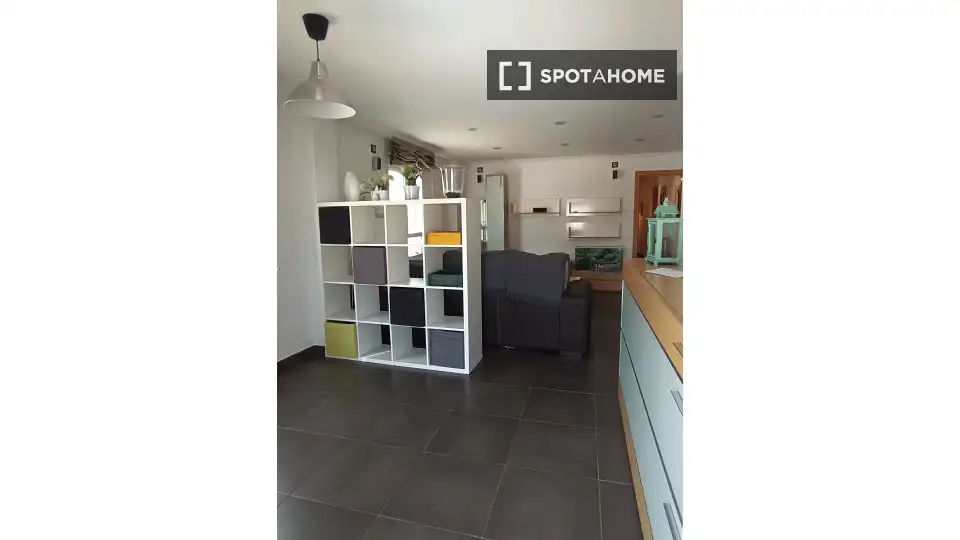 Habitación en Centro - El Castillo