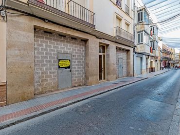Locale commerciale in vendita a Calle Santa María Magdalena