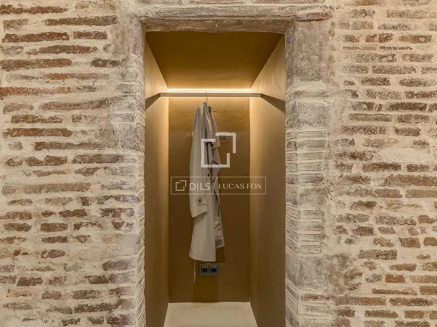 Piso en venta en Barcelona con Aire acondicionado, Calefacción y Terraza