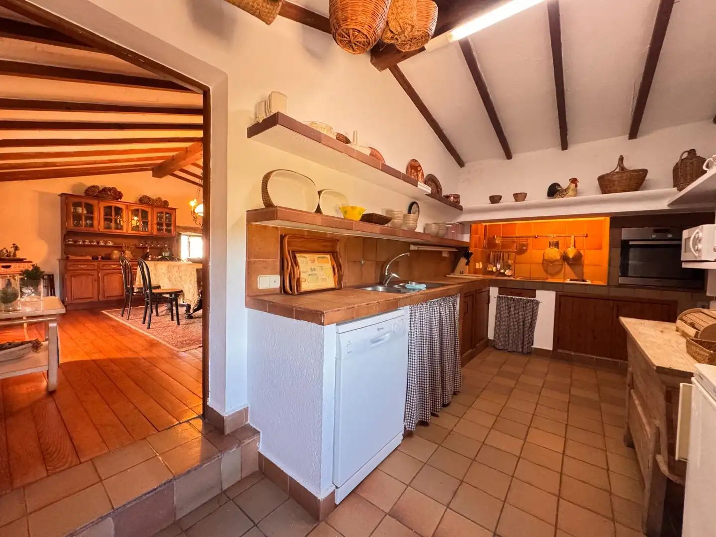 Cocina de Casa o chalet en venta en Pontevedra Capital  con Calefacción, Jardín privado y Terraza