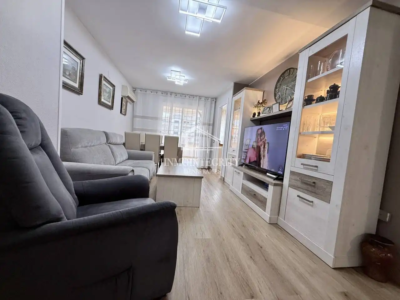 Living room of Apartments for sale in Oropesa del Mar / Orpesa  with Air Conditioner, Terrace and Furnished