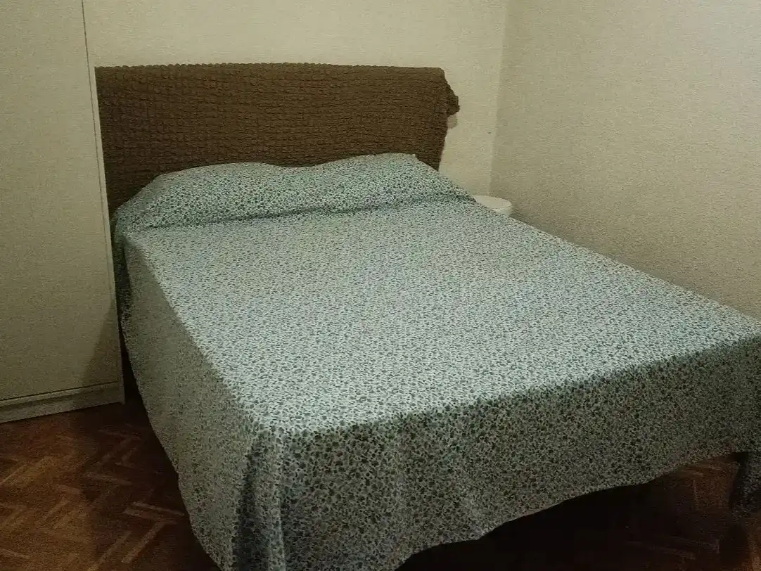 Dormitori de Pis de lloguer en  Murcia Capital amb Aire condicionat