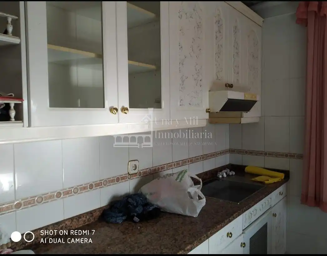 Casa o chalet en venta en LA TORRE, Parada de Arriba