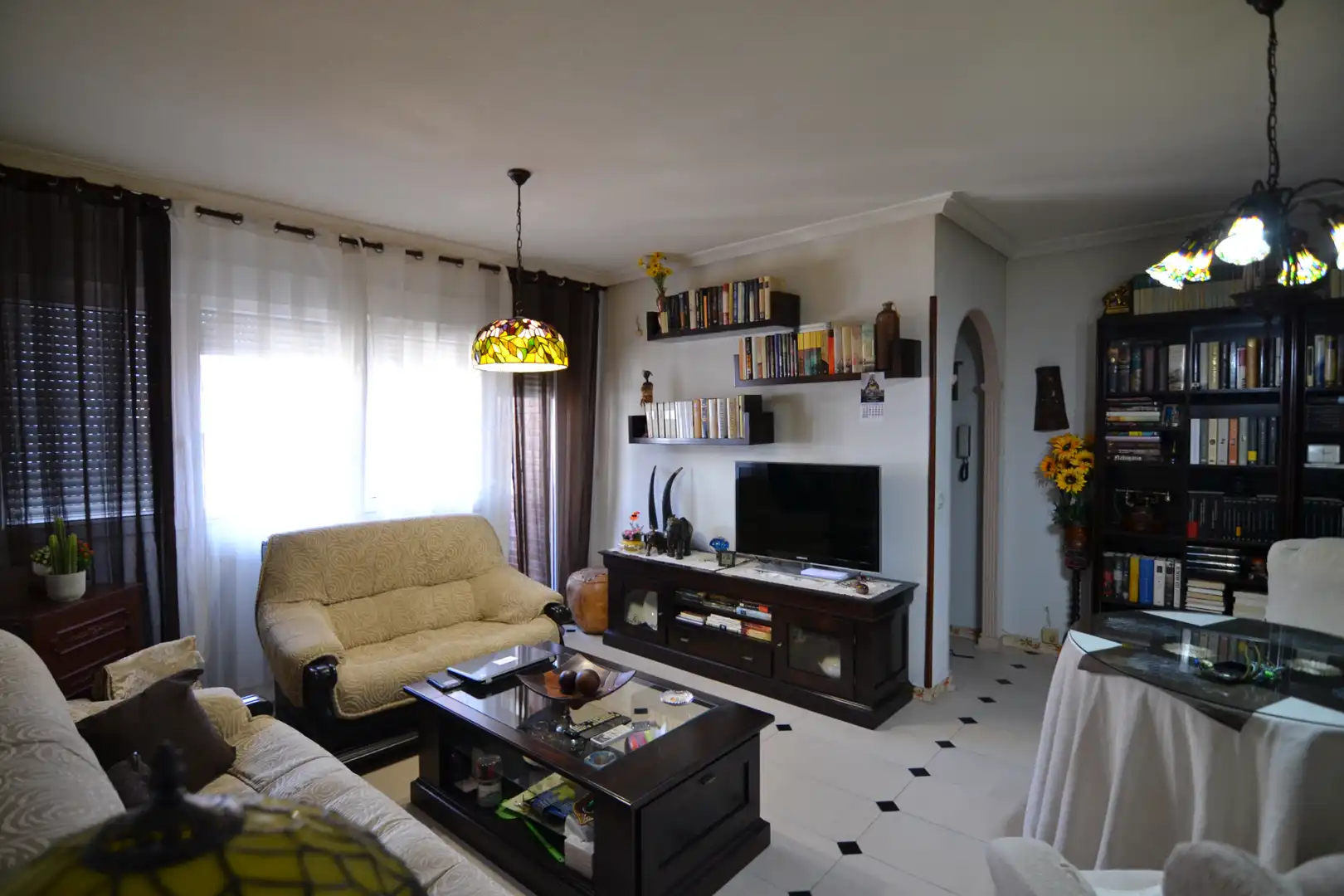 Living room of Flat for sale in Plasencia  with Air Conditioner, Heating and Terrace