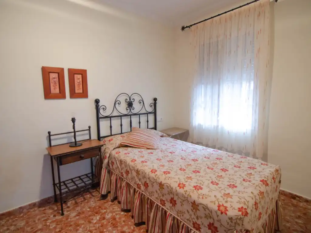 Habitación de Casa adosada de alquiler en La Rinconada