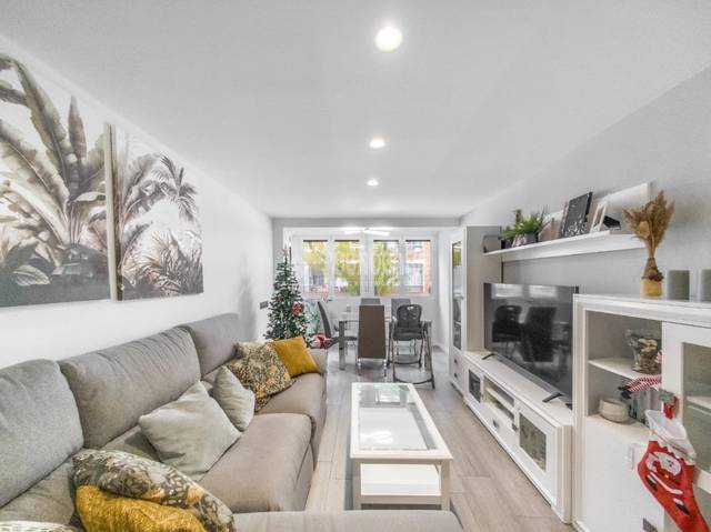 Piso en Venta en Calle Hermanos Gómez en Ventas