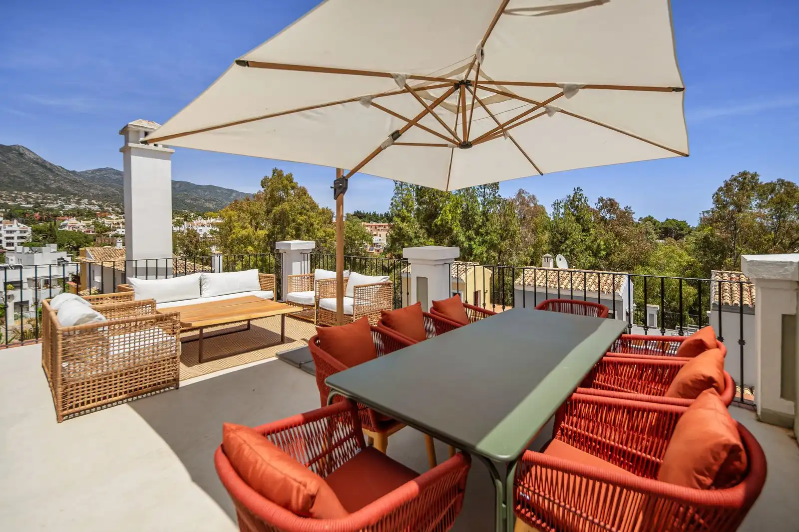 Reihenhaus mit Pool zum Verkauf in Urbanización Marbella Hill Club 19, imagen 28