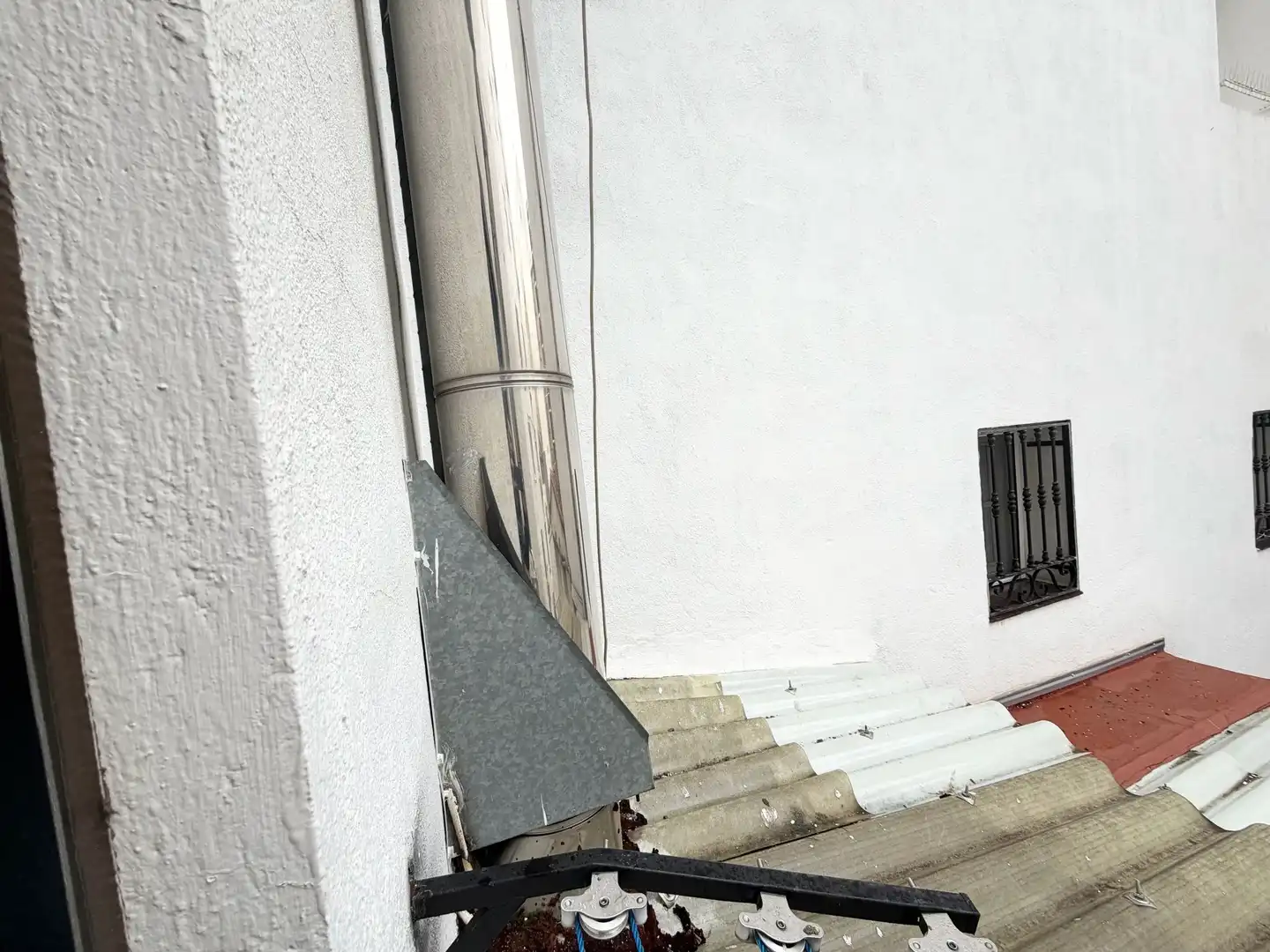 Vista exterior de Estudi en venda en Madrid amb Aire condicionat i Calefacció