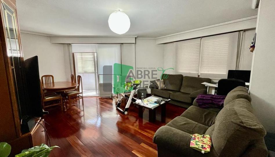 Foto 1 de Pis en venda a Universidad, Ourense