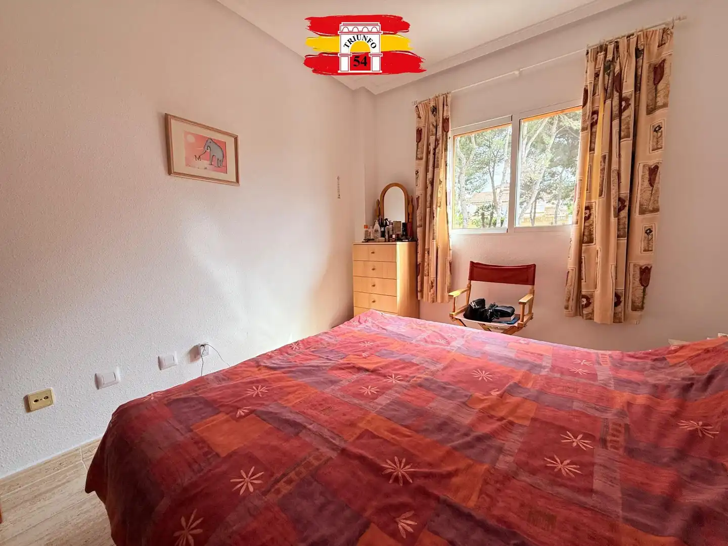 Habitación de Piso en venta en Pilar de la Horadada con Jardín privado, Trastero y Amueblado