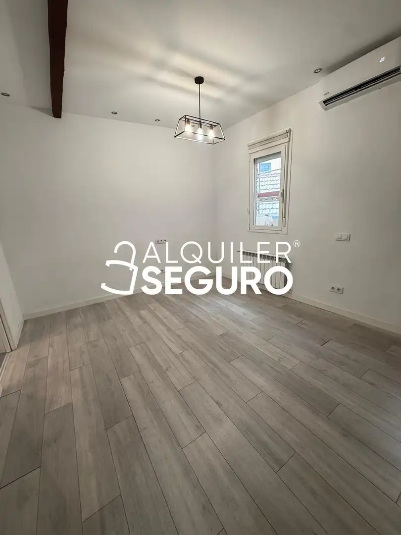 Habitación de Estudio de alquiler en Madrid con Aire acondicionado y Calefacción