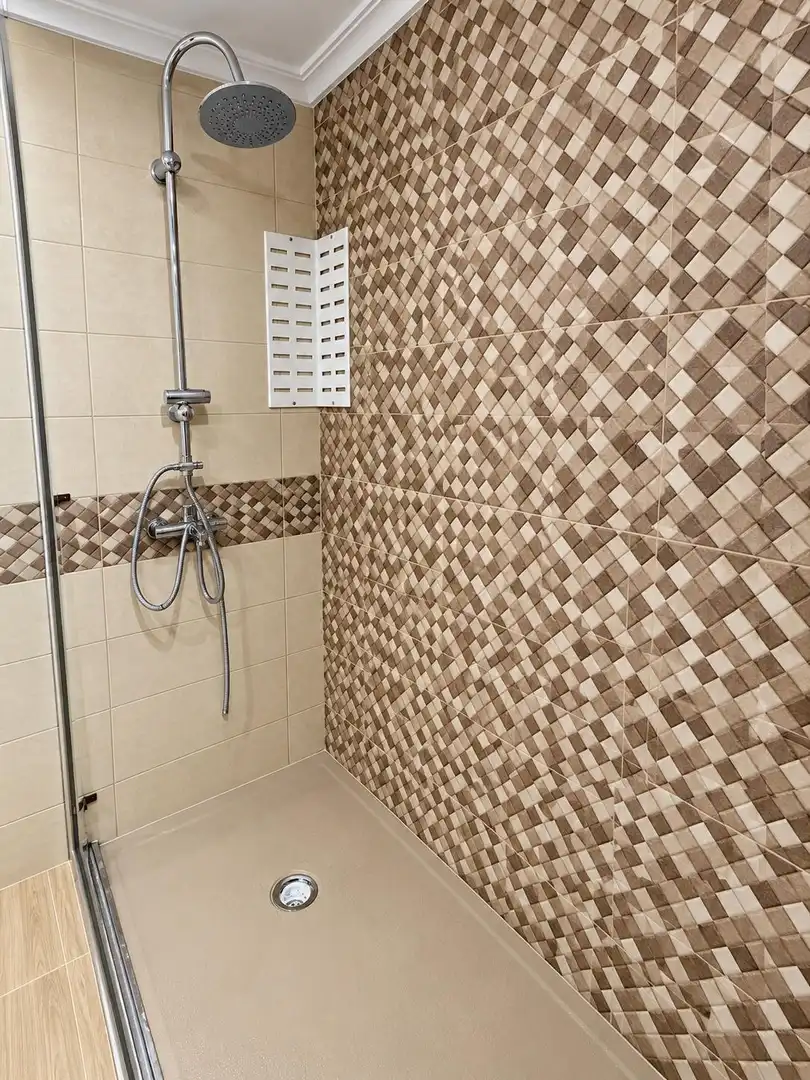 Baño de Piso para compartir en Elche / Elx con Aire acondicionado, Calefacción y Parquet