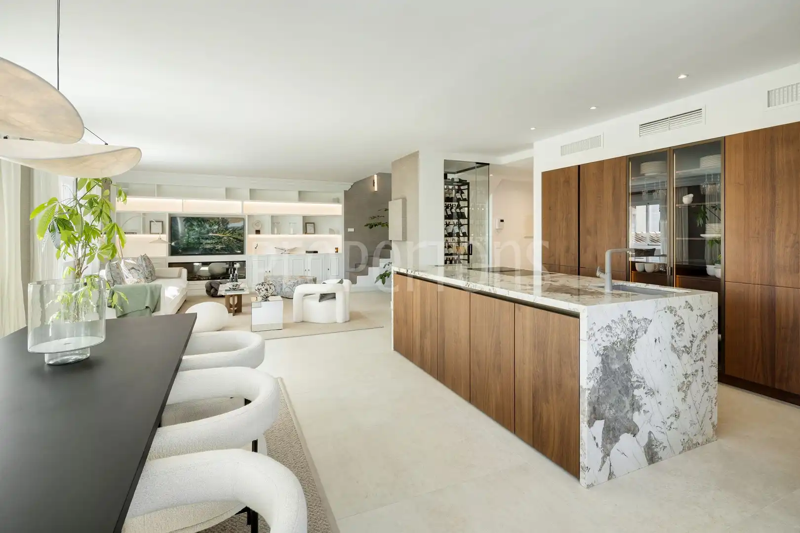 Living room of Flat for sale in Marbella