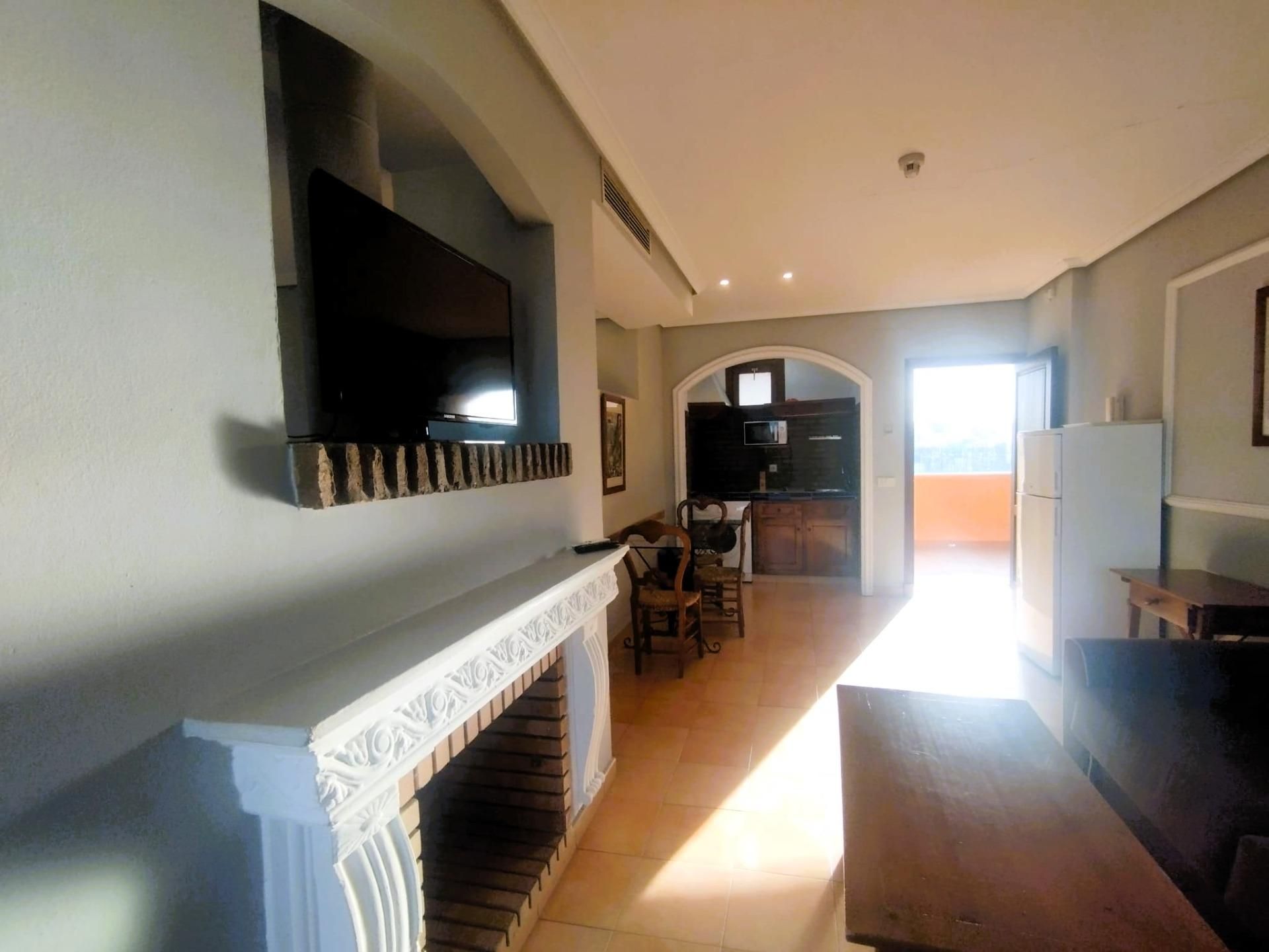 Sala d'estar de Estudi en venda en San Fernando amb Aire condicionat, Terrassa i Moblat