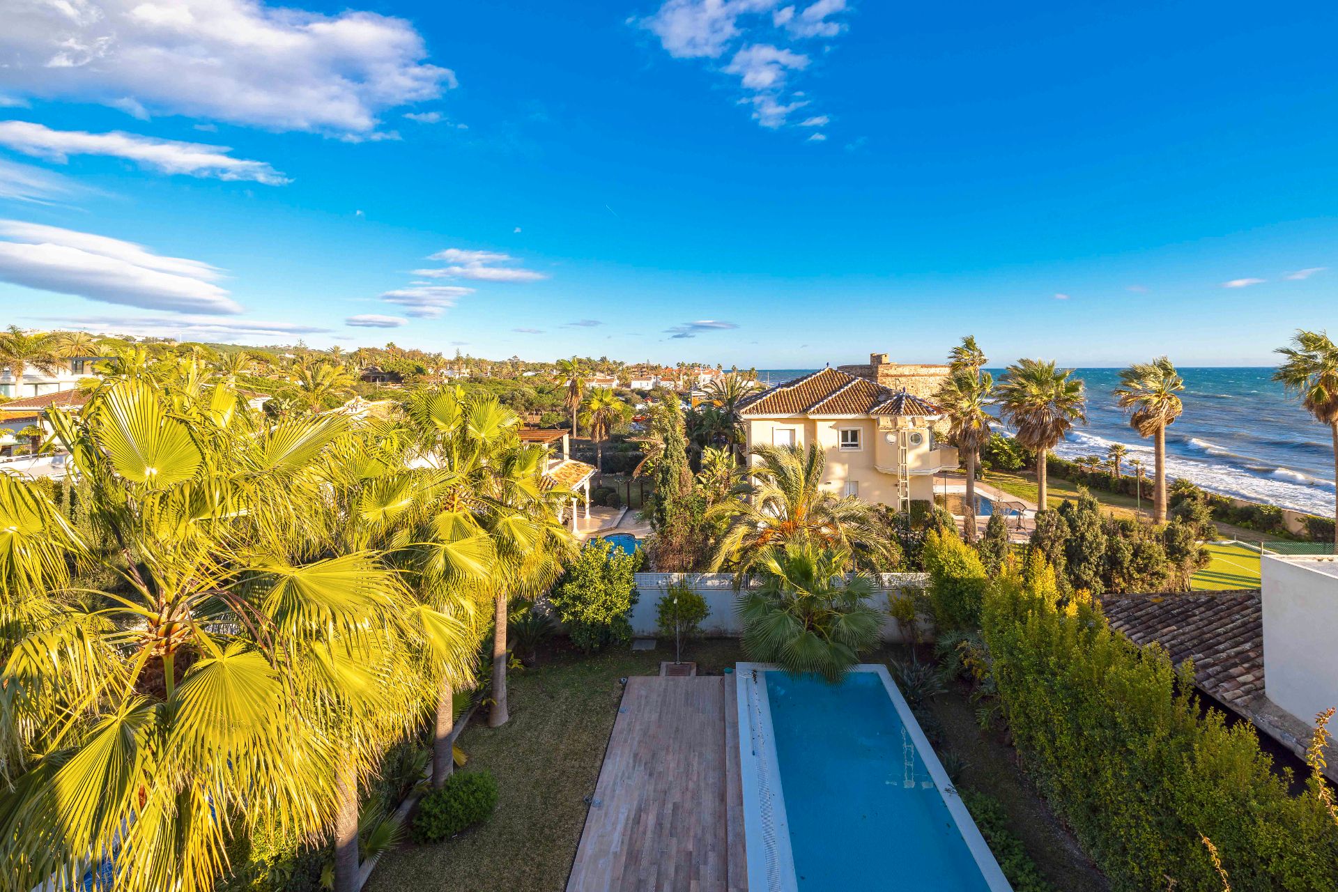 Jardí de Casa o xalet en venda en Marbella amb Aire condicionat, Calefacció i Jardí privat
