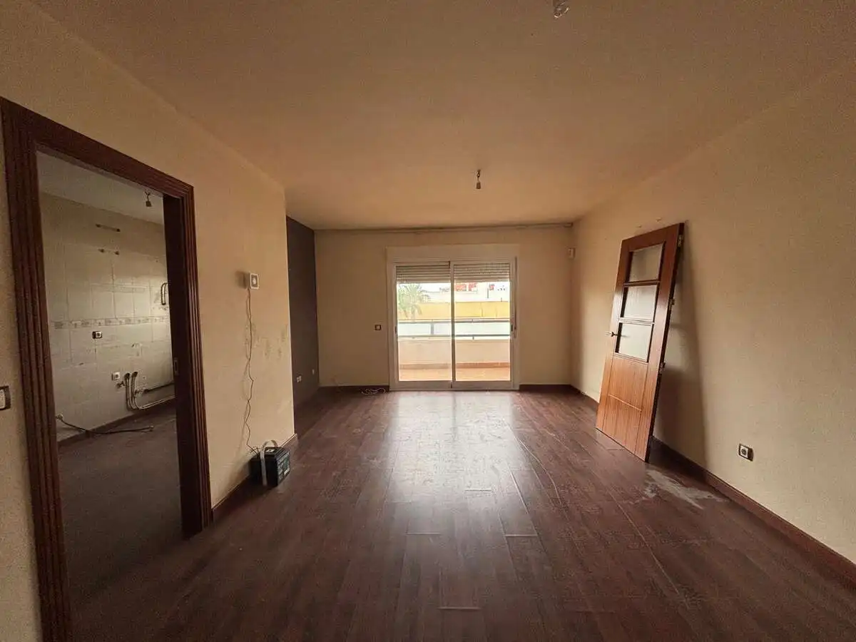 Sala de estar de Piso en venta en Roquetas de Mar con Terraza