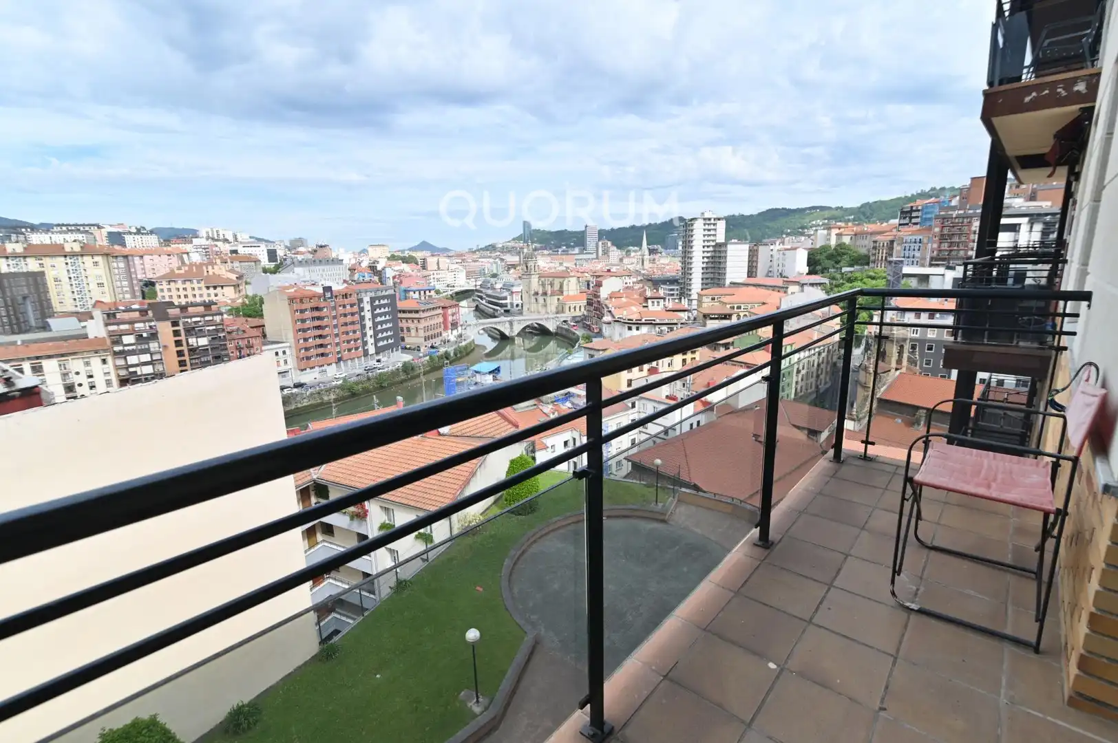 Terraza de Piso en venta en Bilbao  con Calefacción y Terraza