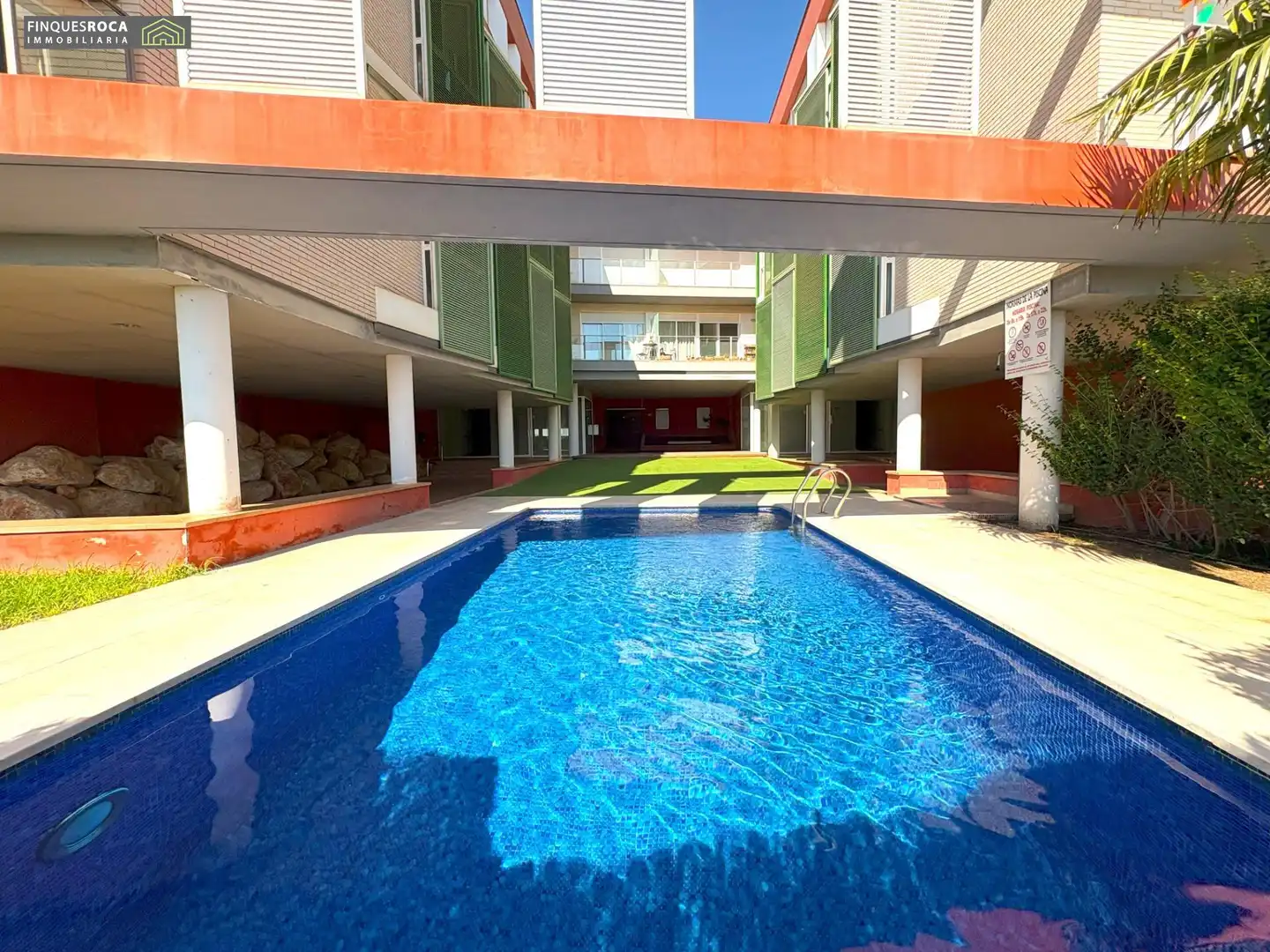 Swimming pool of Flat for sale in La Ràpita  with Air Conditioner, Parquet flooring and Terrace