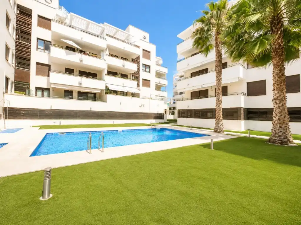 Swimming pool of Flat for sale in El Vendrell  with Heating, Private garden and Oven