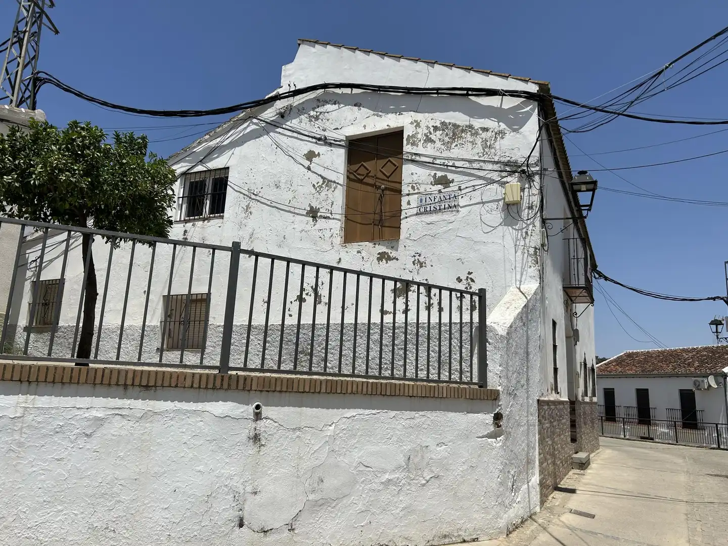 Vista exterior de Casa adosada en venda en Las Navas de la Concepción
