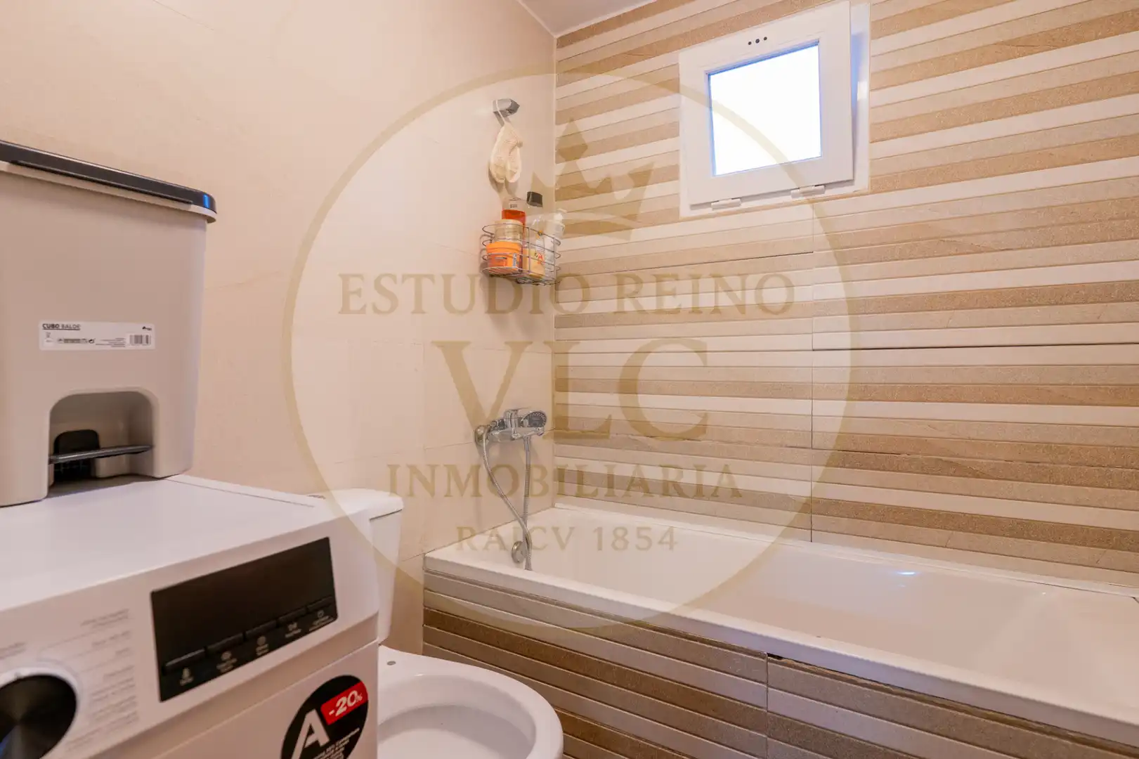 Mini appartamento con terrazza in vendita a Carrer del Progrés, imagen 13
