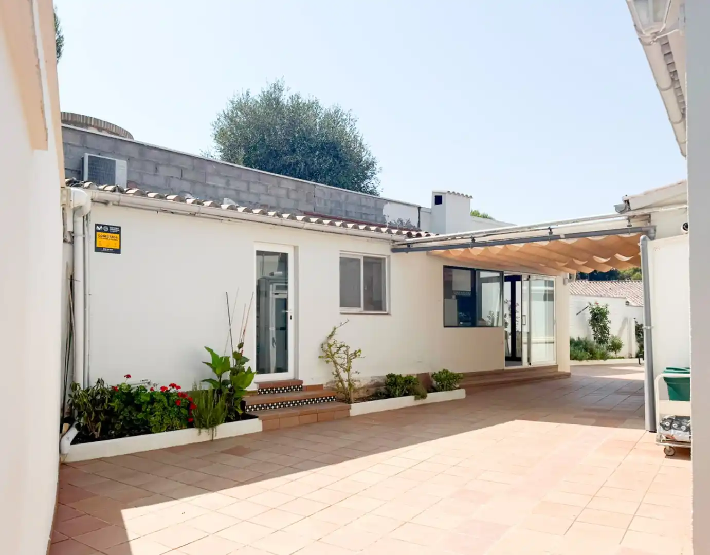 Vista exterior de Casa o chalet de alquiler en Sant Pere de Ribes con Aire acondicionado, Calefacción y Jardín privado