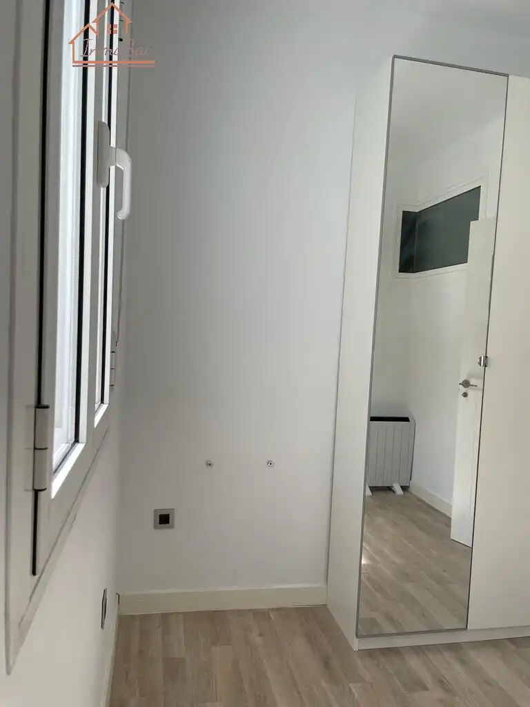 Bedroom of Flat for rent in Madrid  with Heating