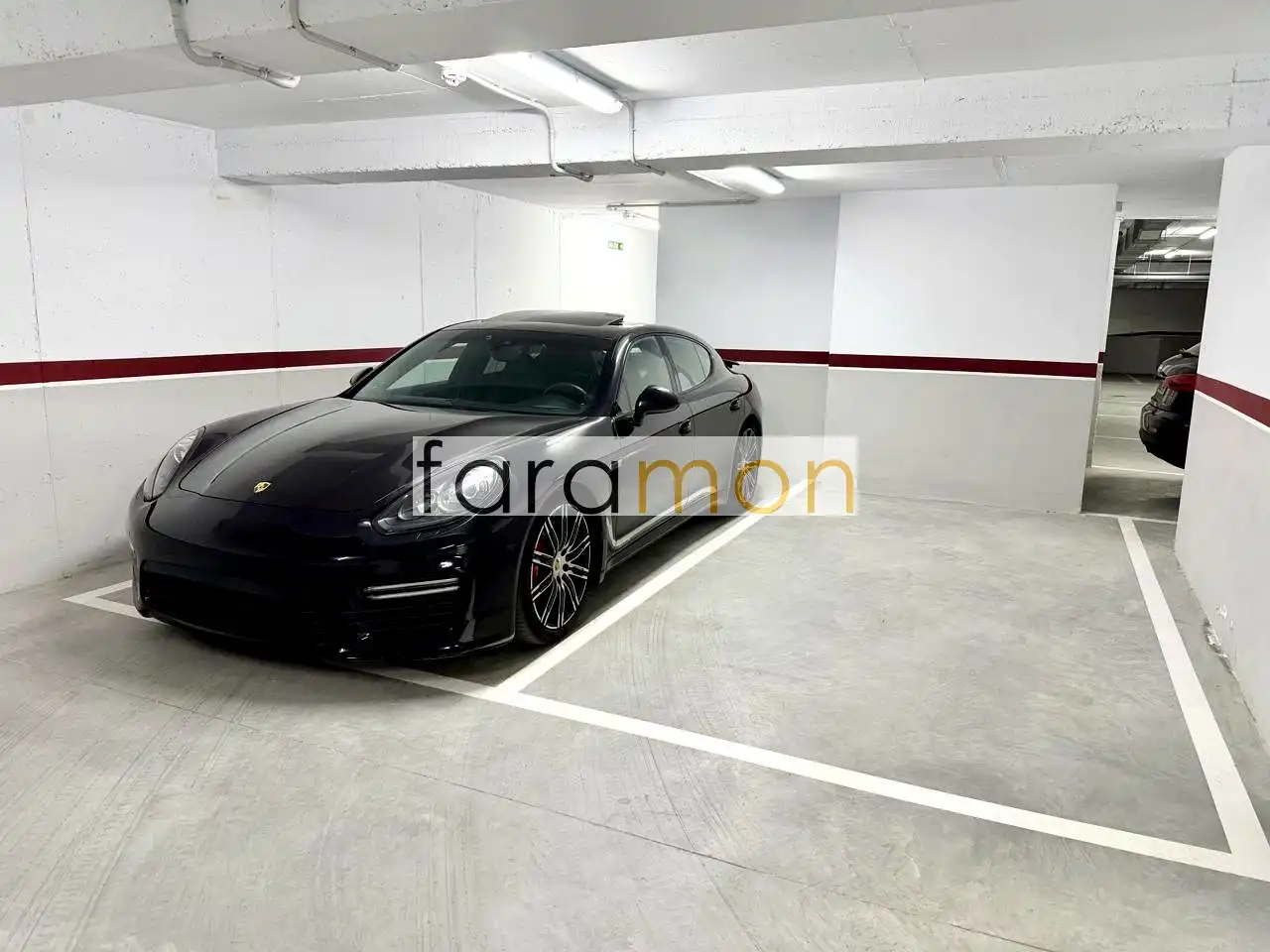 Parkplatz von Wohnung zum Verkauf in Vigo  mit Heizung, Terrasse und Abstellraum
