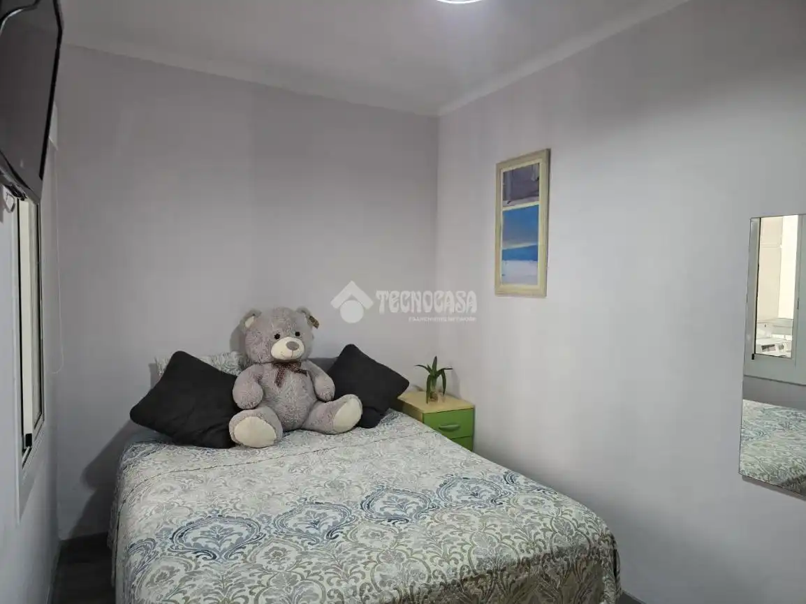 Bedroom of Flat for sale in Barcelona  with Air Conditioner and Balcony