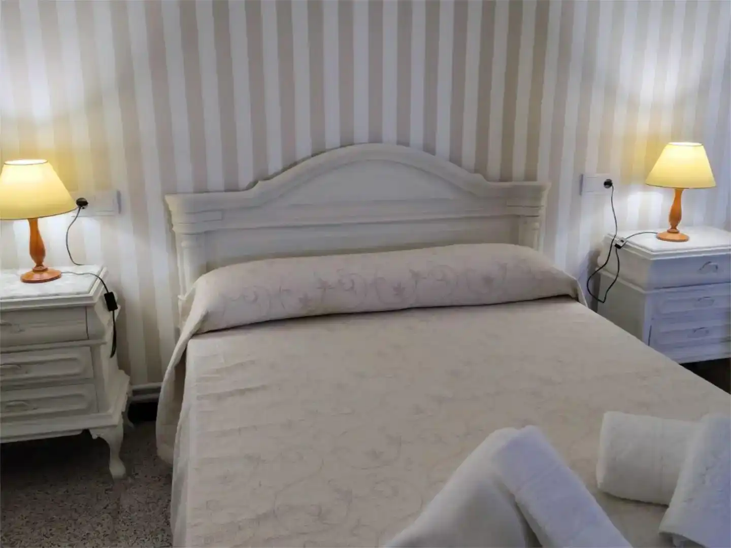 Schlafzimmer von Country house zur Miete in Ribadeo mit Möbliert