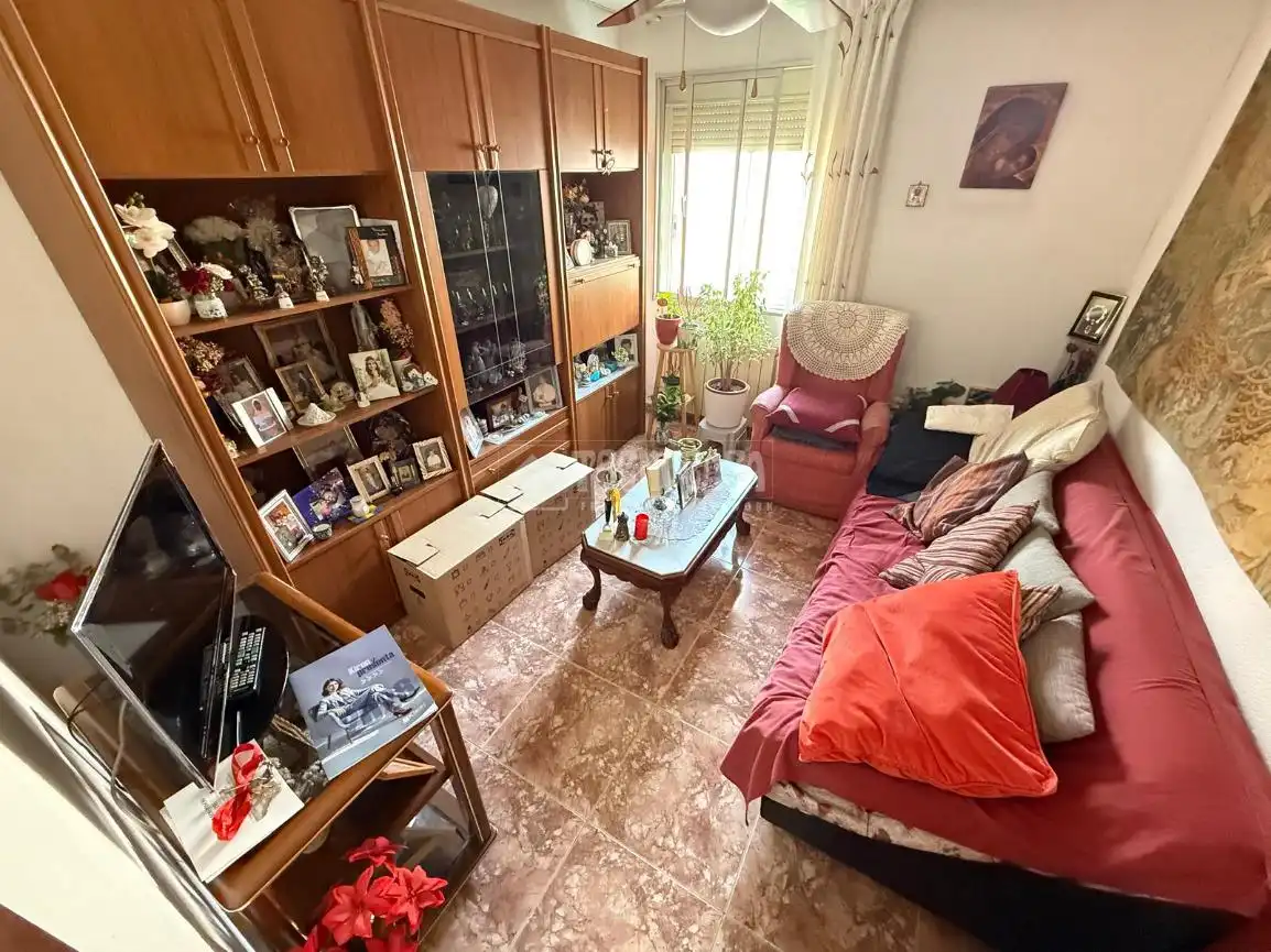 Sala de estar de Piso en venta en Zaragoza con Calefacción