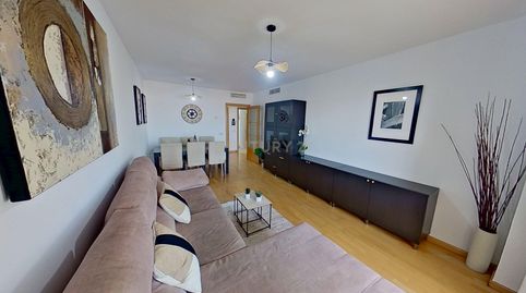 Foto 4 de Apartament de lloguer a San Alberto - La Alcubilla - Florisol, Málaga Capital