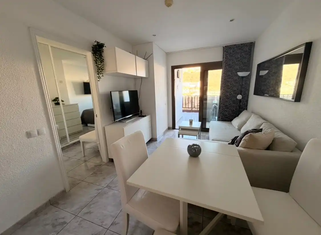 Wohnzimmer von Wohnungen zum Verkauf in Mogán mit Klimaanlage, Terrasse und Möbliert